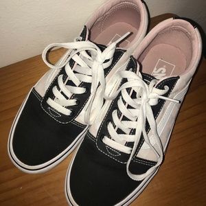 Pink Checkered Vans 🤩